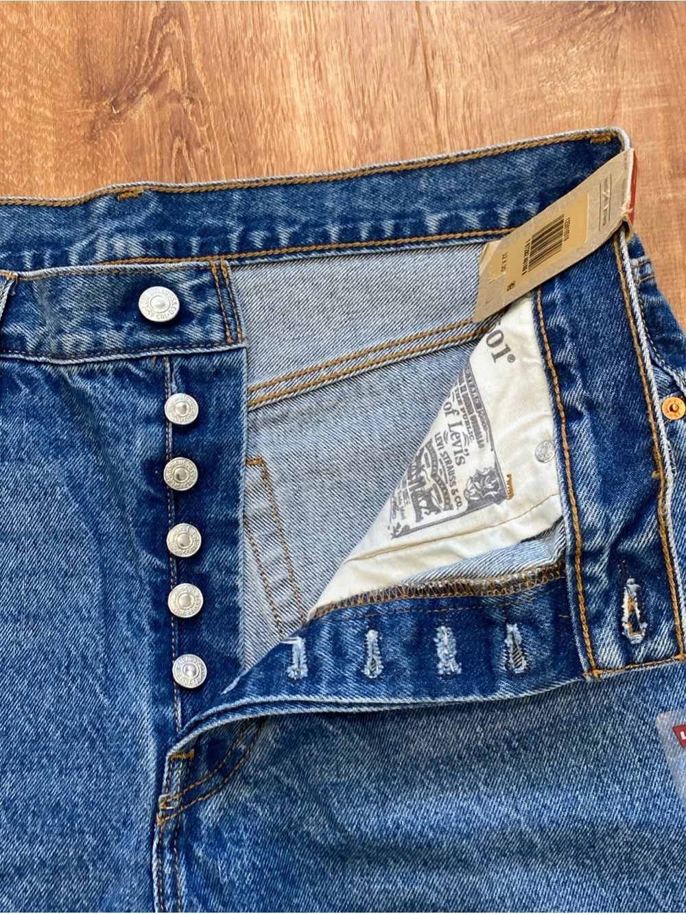 Levi's 501 Original Jeans Mens 34x30 Blue Denim Straight Leg Medium Wash